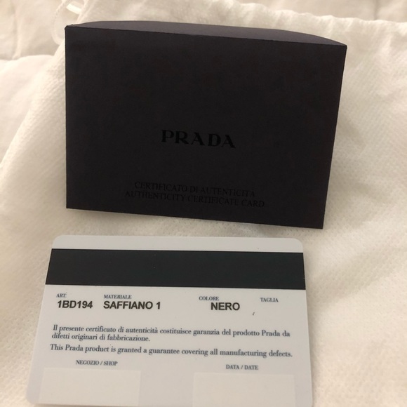 Authentic Prada Saffiano Leather - Picture 4 of 10
